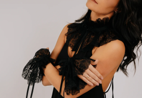 Wow-тренд: манжеты с кружевами