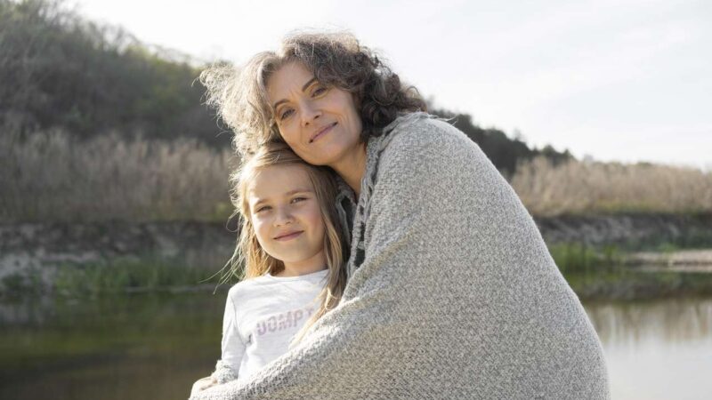 Это мама или бабушка: минусы позднего материнства, которые стоит учесть заранее