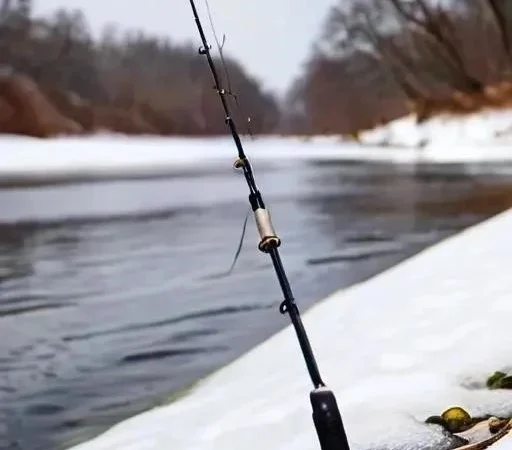 Зимнее ужение: Красота и трудности