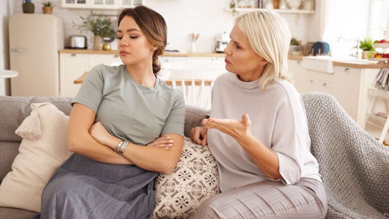 Совет свой себе посоветуй: как отучить посторонних лезть в твою жизнь