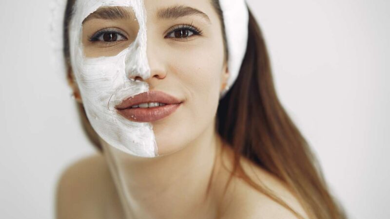 Альгинатные, гелевые, тканевые: какие маски для лица дают вау-эффект