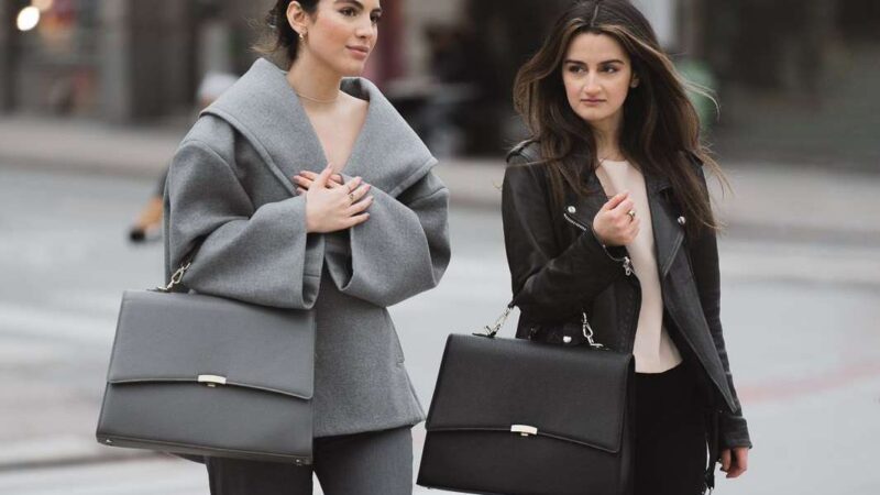 Сумка как символ статуса: как выбрать идеальную для деловой встречи