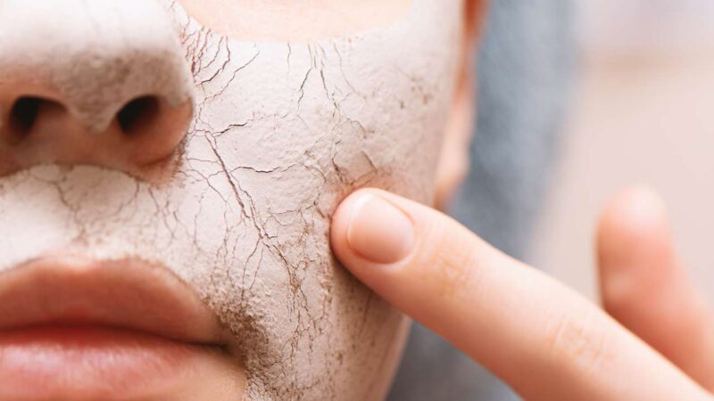 В сухом остатке: как справиться с шелушением