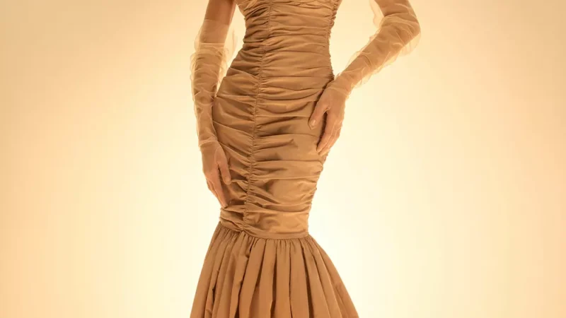 Что надеть на Новый год: идеи российских дизайнеров