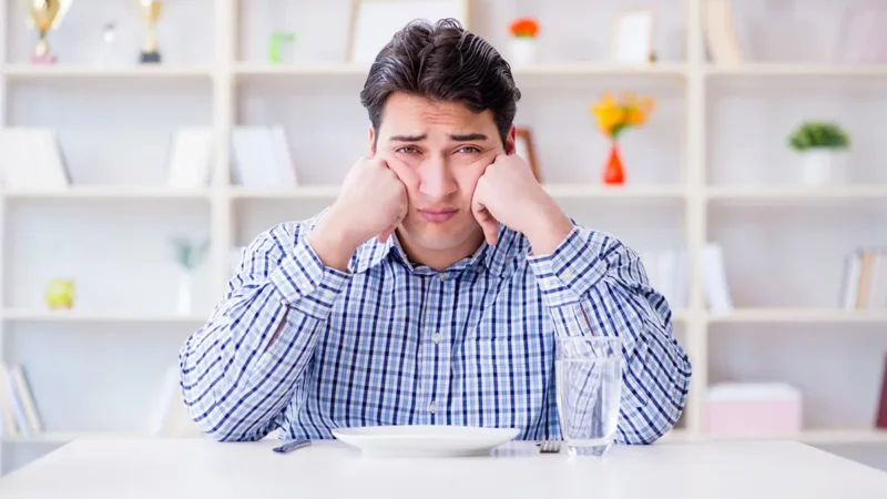 ✔️4 мифа о голодании, которые мешают похудеть. Чем полезно голодание. Как происходит сжигание жира при интервальном голодании