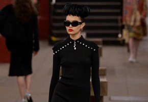 Chanel провел показ на заброшенной станции метро Нью-Йорка