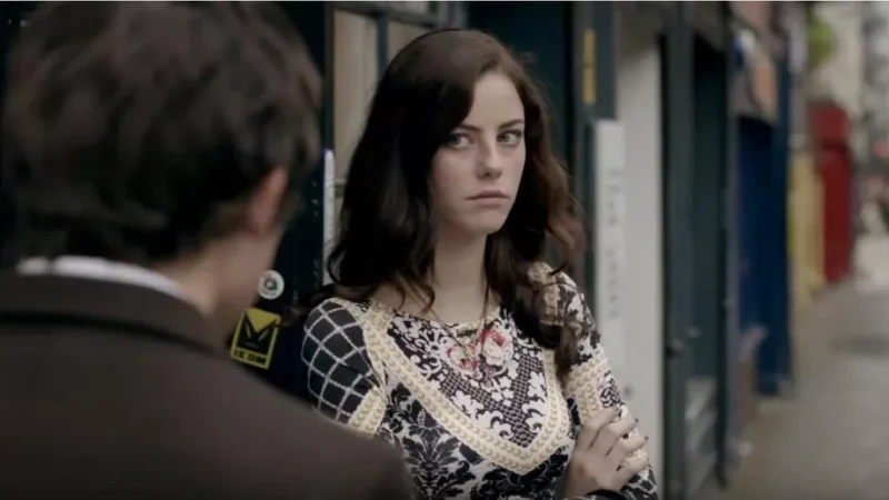 7 главных ролей Кайи Скоделарио: от дерзких подростков до криминальных королев