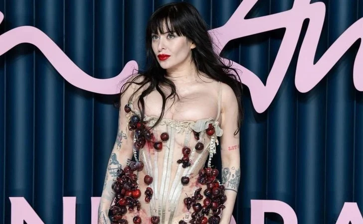 Дилара Финдикоглу в центре скандала: стажеры дизайнера заявили о переработках и эксплуатации