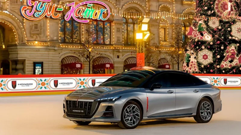 Внедорожники Jetour и iCaur, кроссовер Jaecoo, старт продаж Voyah и Hongqi на ГУМ-катке – главные события в мире авто