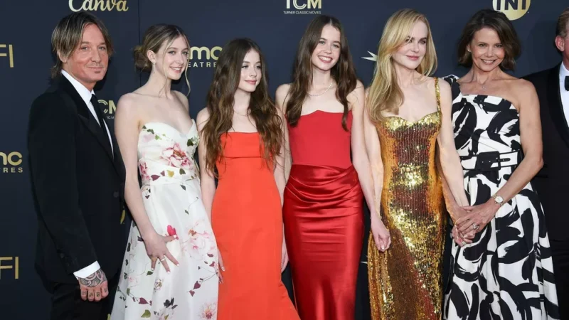 Как Николь Кидман отметит Рождество с дочерьми