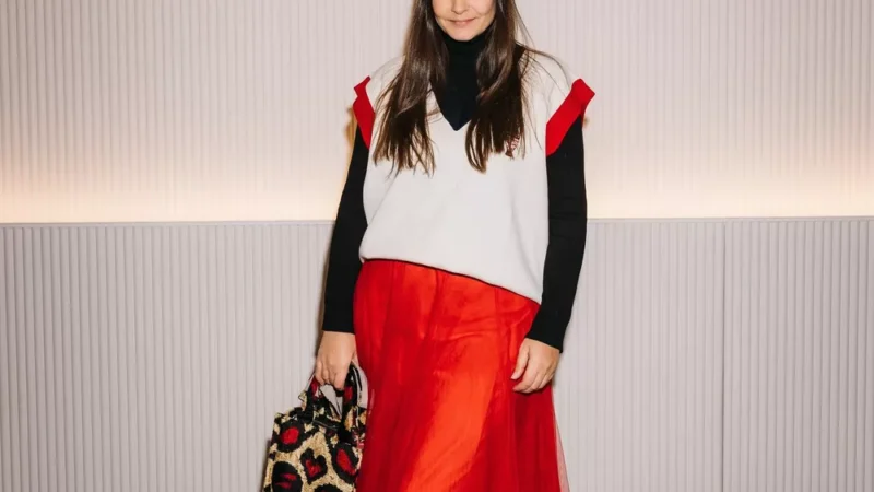 Лиза Арзамасова с сыном, Глафира Тарханова с детьми и другие на премьере спектакля «Аленький цветочек»