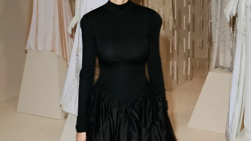 Марианна Максимовская, Таня Геворкян, Лина Дембикова и другие на открытии выставки «Сны Алены»