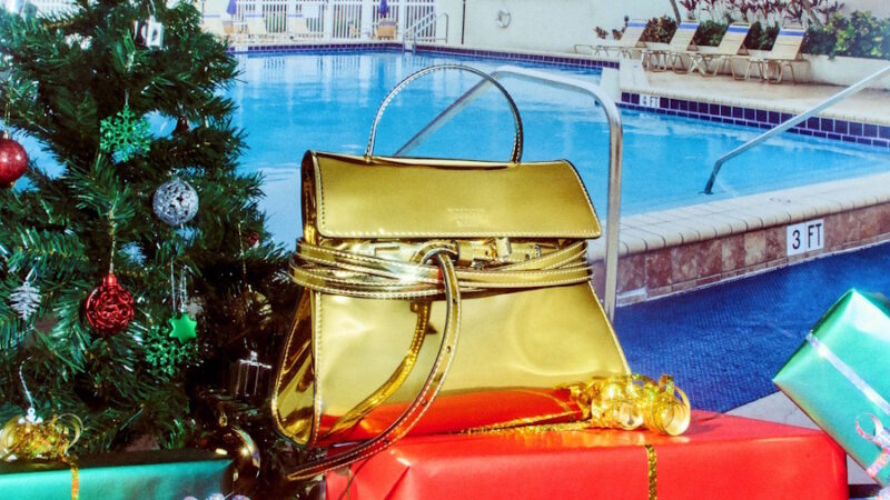 Адриан Аппиолаза может покинуть пост креативного директора Moschino